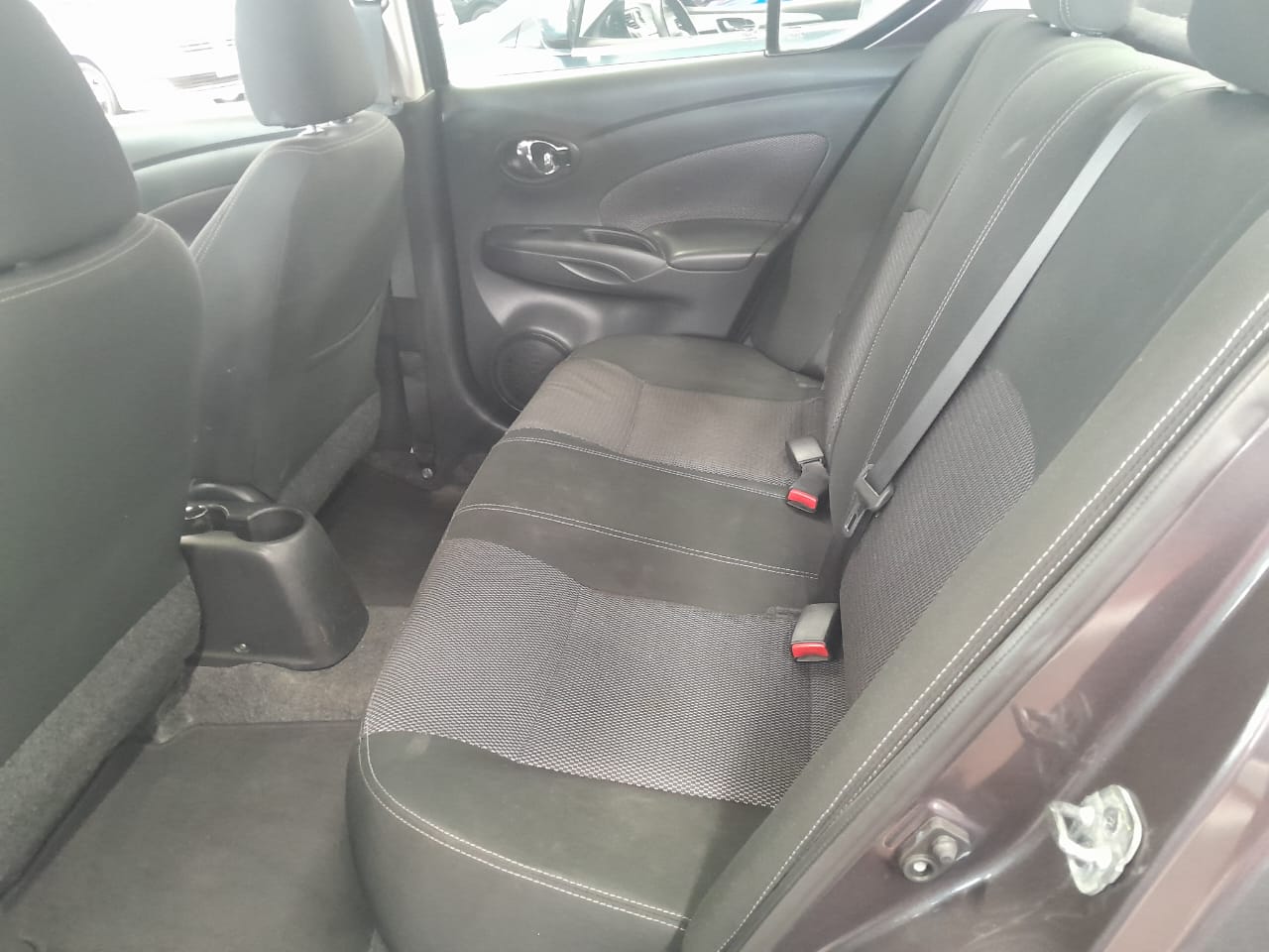 Nissan Versa Advance 2018
